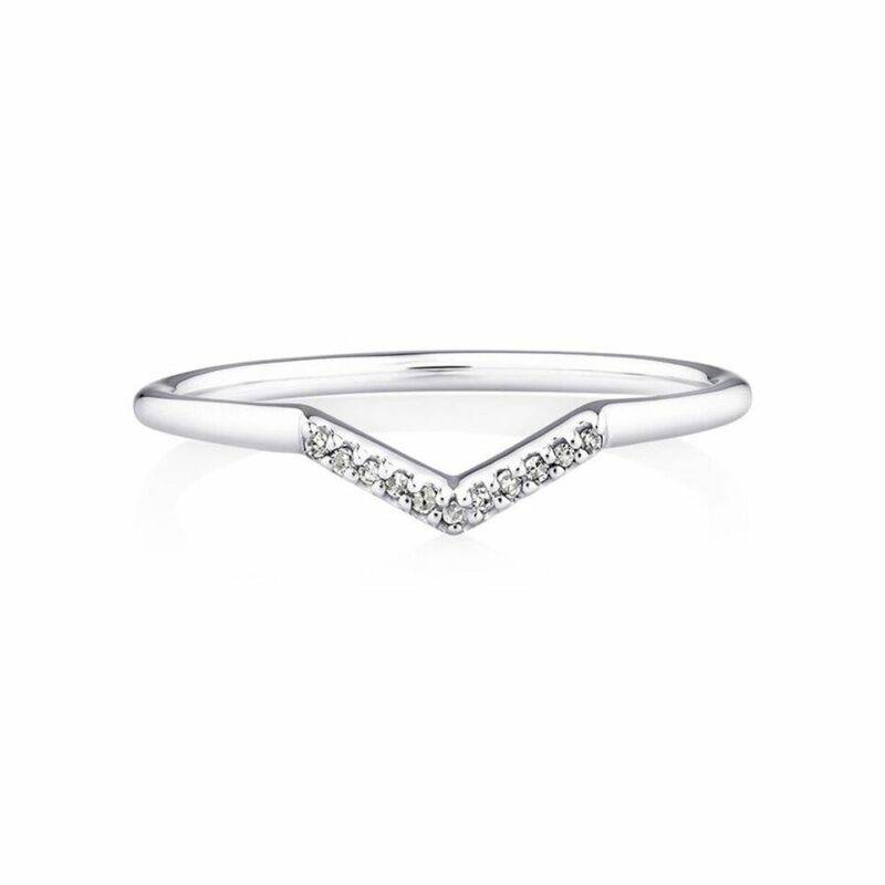 0.10 CT Round Cut Natural Moissanite Chevron Wedding Band Ring in 925 Sterling Silver - Image 3